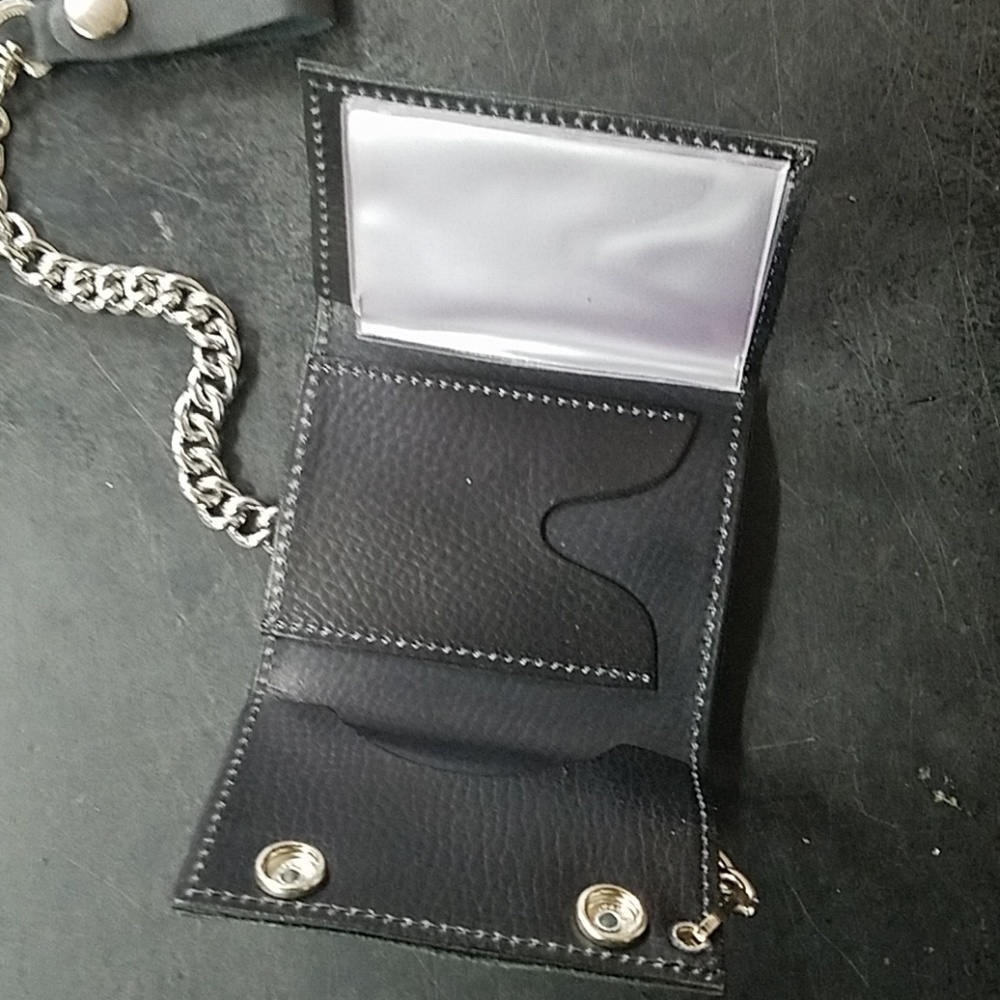 Leather trifold bikers wallet - Picture 4 of 4